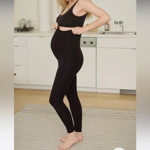 Hatch / The Ultimate Before, During & After Legging